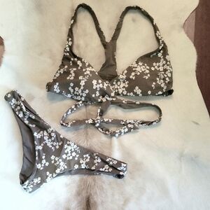 Kikirio Floral Cheeky Bikini Set M